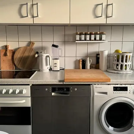 Wohlfuehlen In Optimaler Lage * Düsseldorf